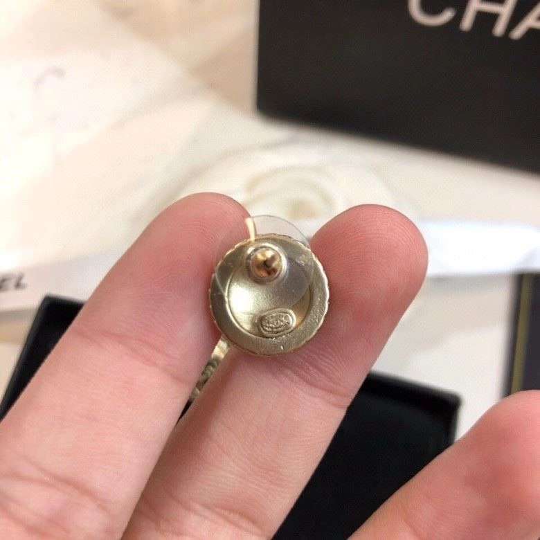 Chanel Earrings EyeCatching 225041
