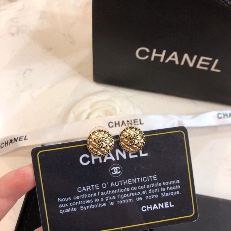 Chanel Earrings EyeCatching 225041