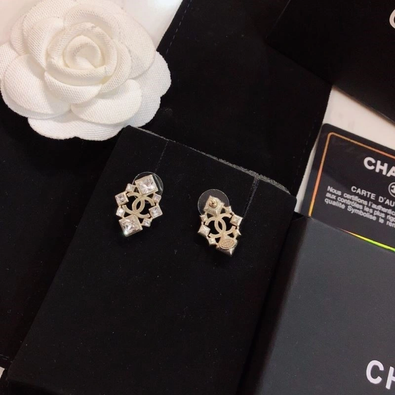 Chanel Earrings Casual 225025