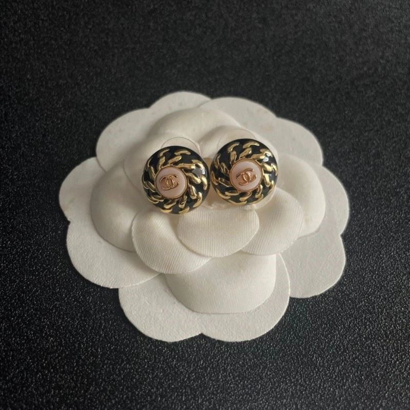 Chanel Earrings SmoothTexture 225031