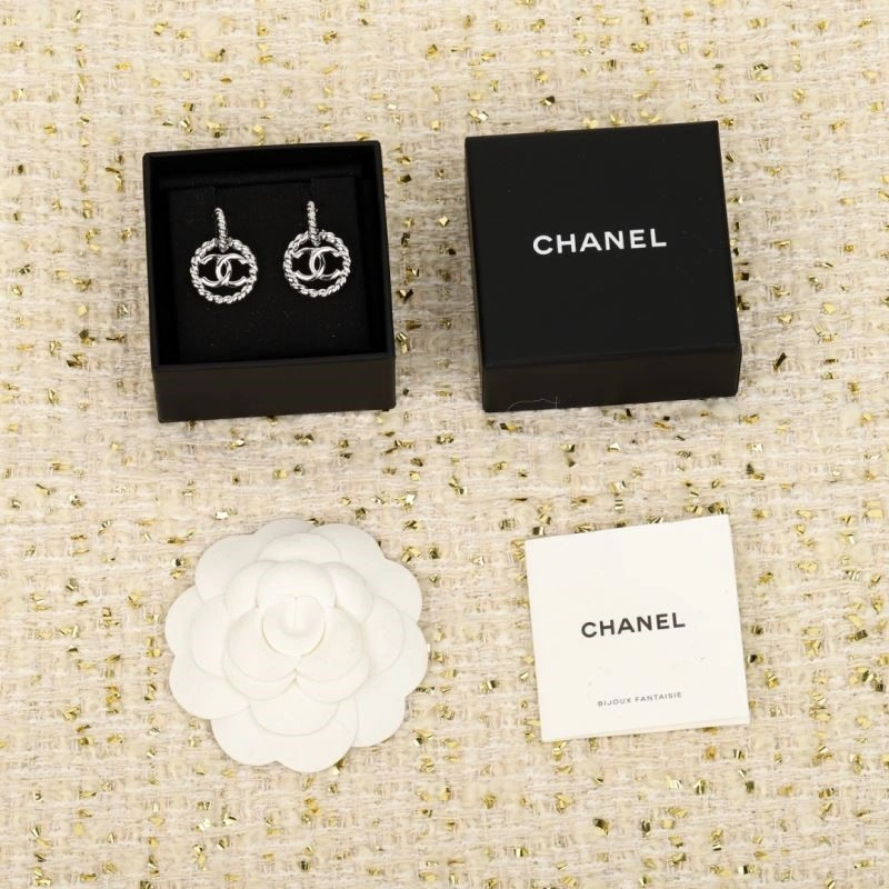 Chanel Earrings Efficient 225021