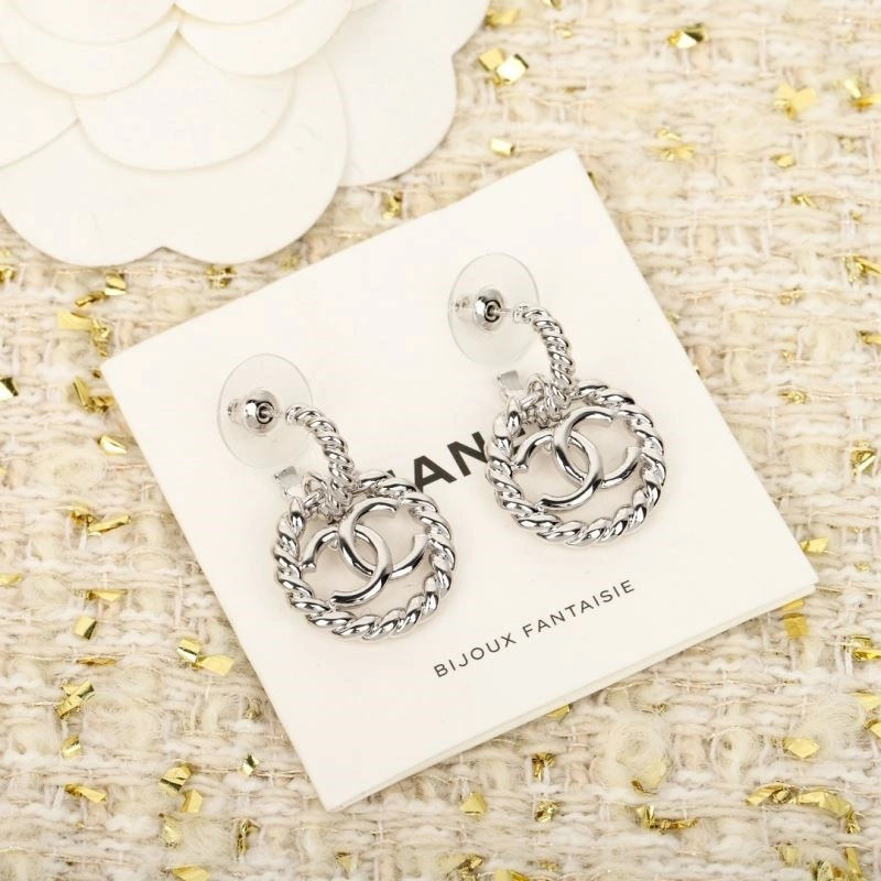 Chanel Earrings Efficient 225021