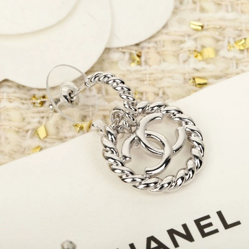 Chanel Earrings Efficient 225021