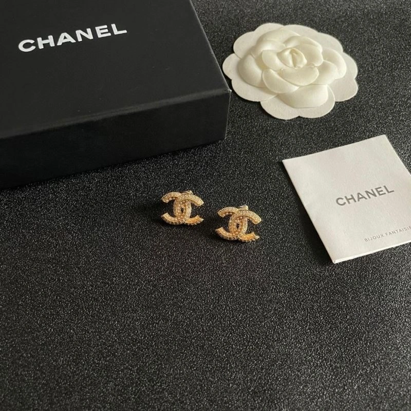 Neat Chanel Earrings 225077