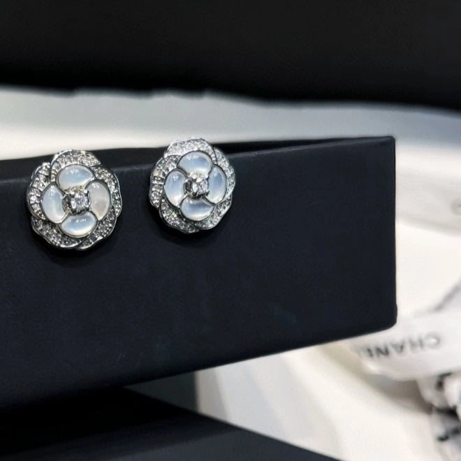 Soft Chanel Earrings 225027