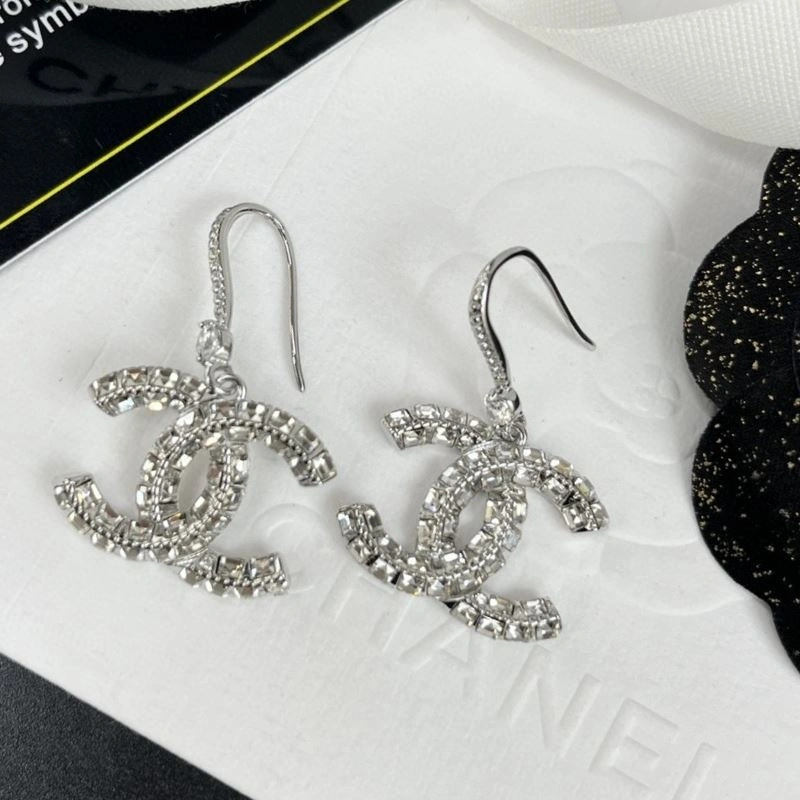 Sustainable Chanel Earrings 225019