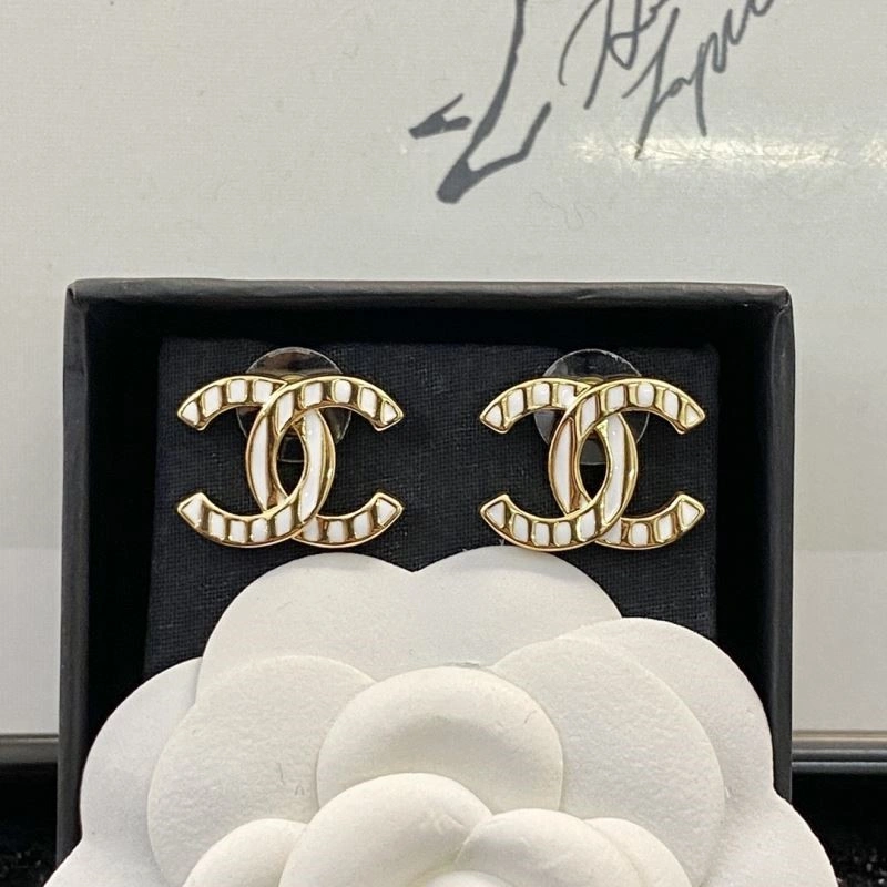 Chanel Earrings Modern 225017
