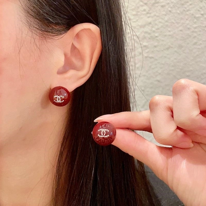 Sporty Chanel Earrings 225009