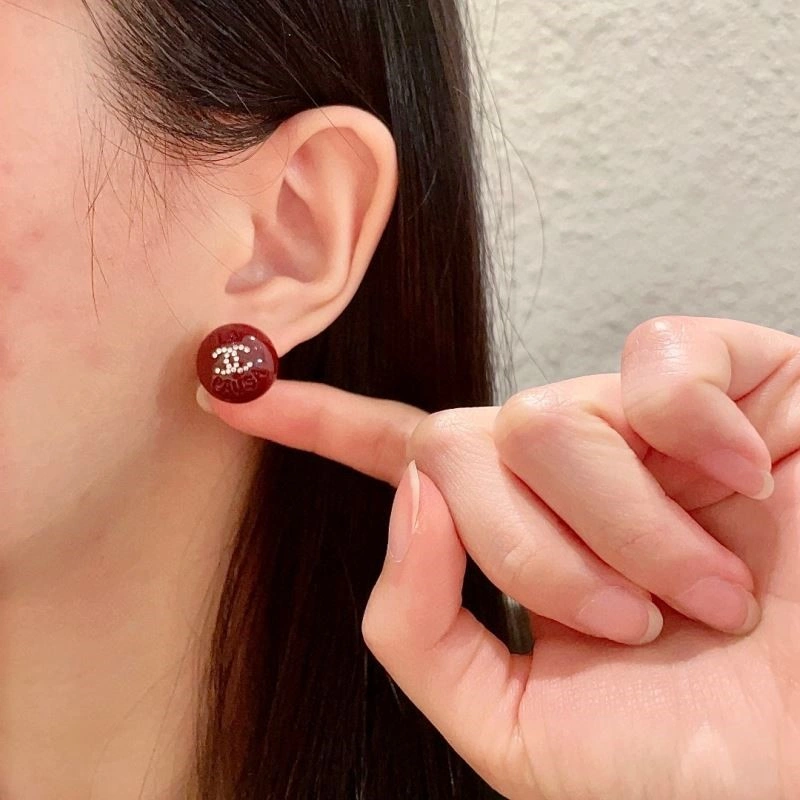 Sporty Chanel Earrings 225009