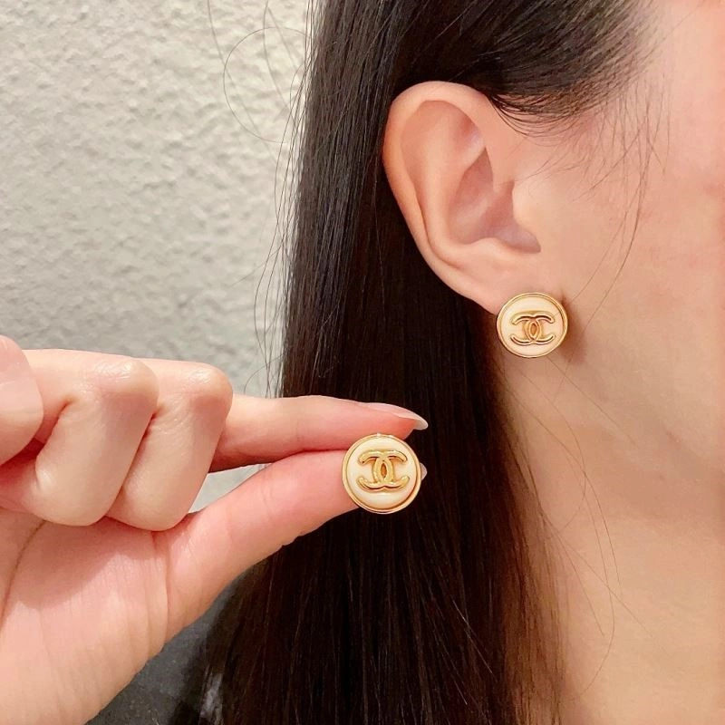 Chanel Earrings Sporty 225012