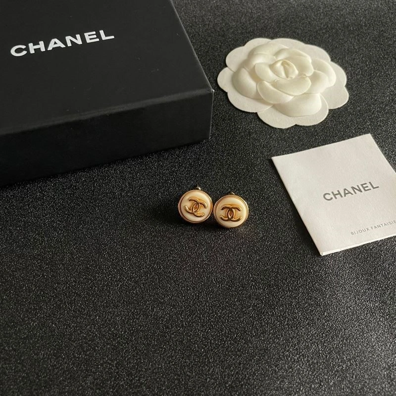 Chanel Earrings Sporty 225012