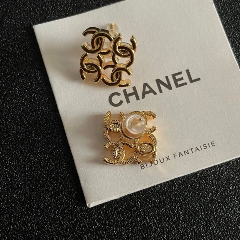 Chanel Earrings Comfortable 224998