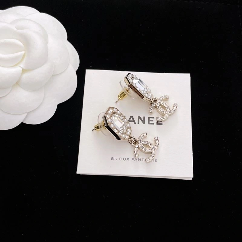 Chanel Earrings WellDesigned 224996