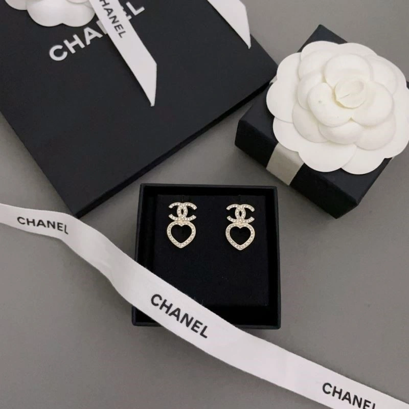 MoistureWicking Chanel Earrings 225004