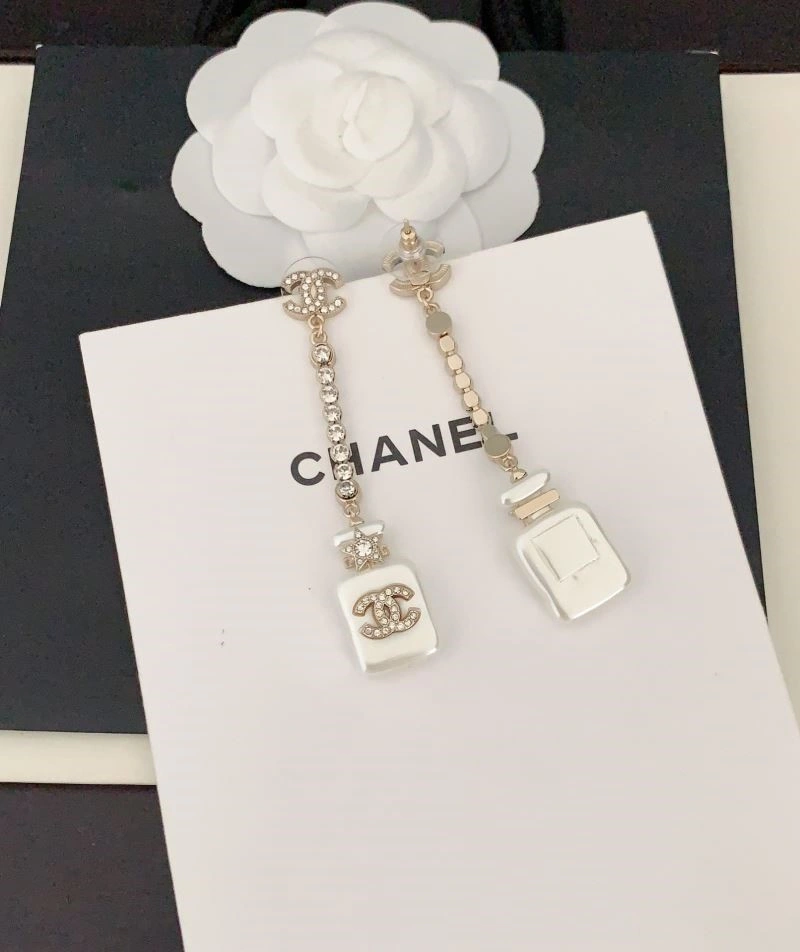 Chanel Earrings ComfortFit 225007