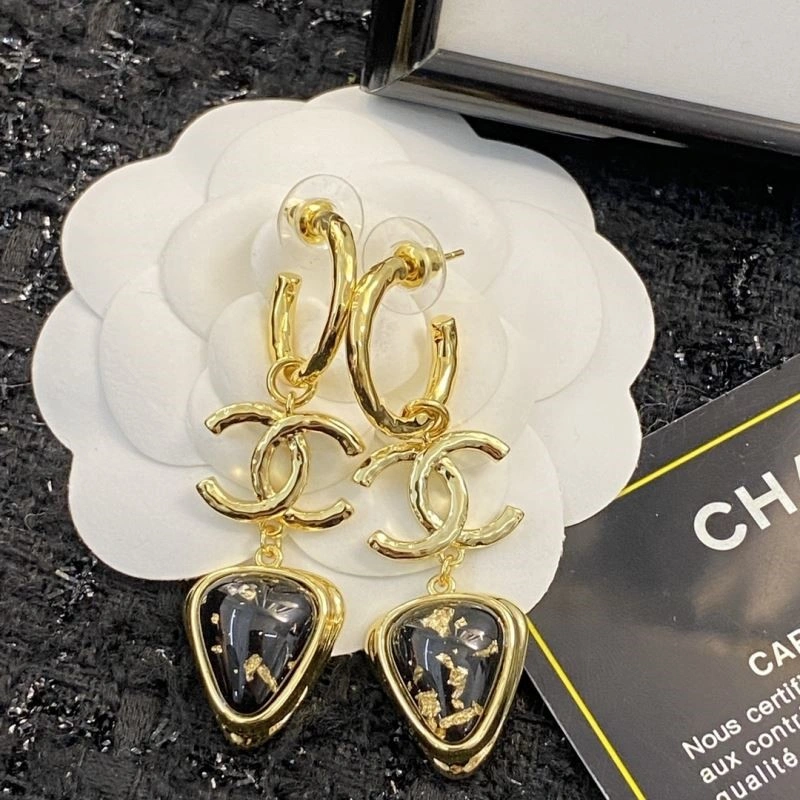 Breathable Chanel Earrings 224986