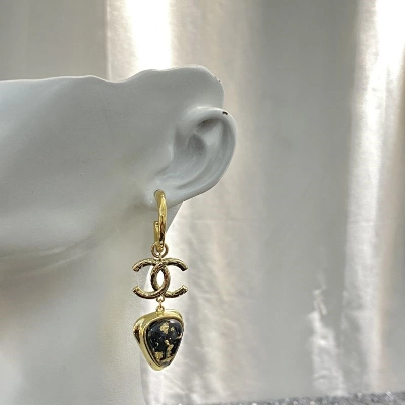 Breathable Chanel Earrings 224986