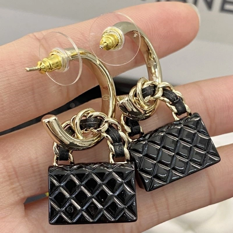Chanel Earrings EasyMatch 224968