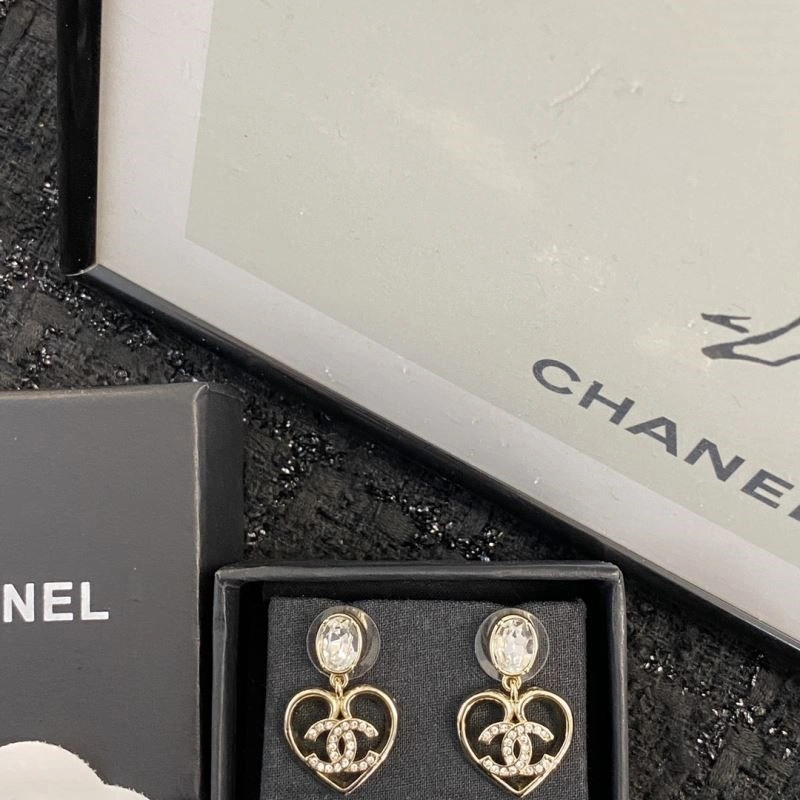 Breathable Chanel Earrings 225036