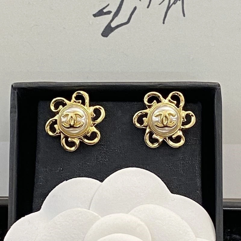 Chanel Earrings Flexible 224975
