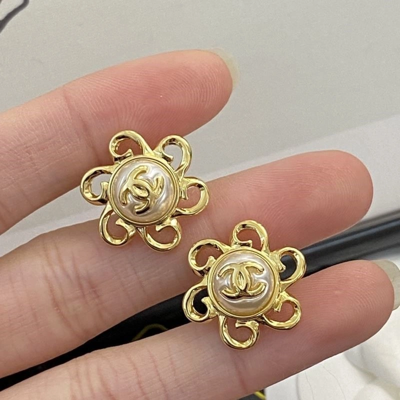 Chanel Earrings Flexible 224975
