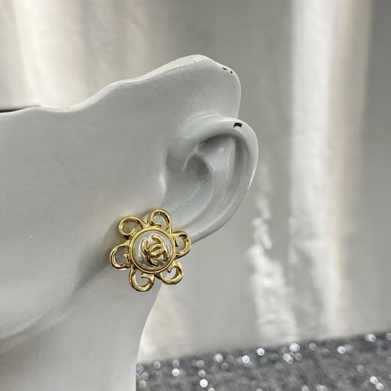 Chanel Earrings Flexible 224975