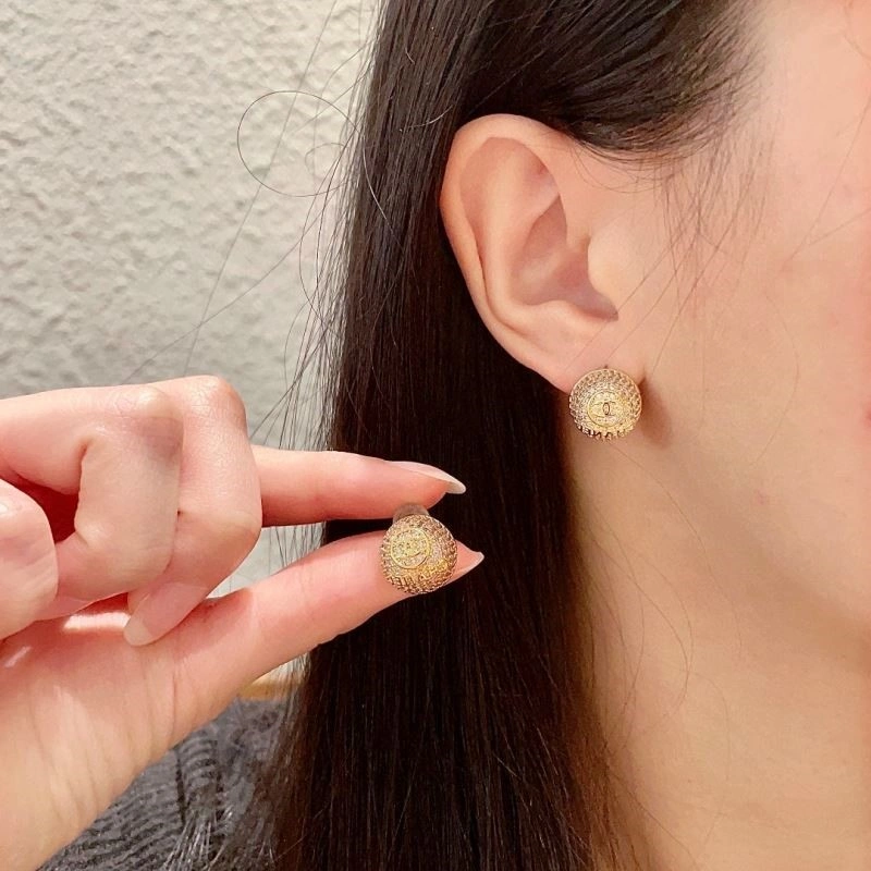Chanel Earrings Breathable 224962