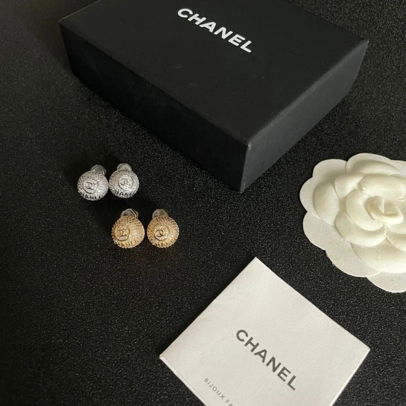 Chanel Earrings Practical 224953
