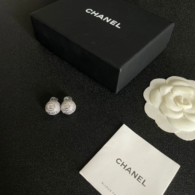 Chanel Earrings Practical 224953