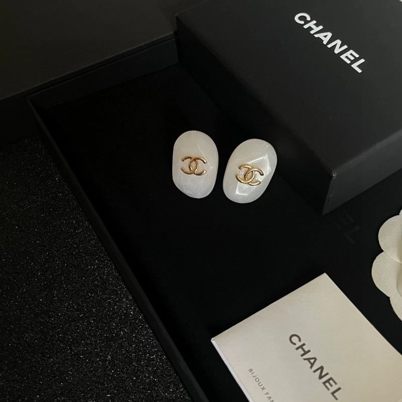 Chanel Earrings EasyMatch 224961