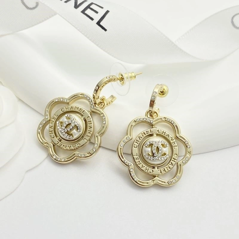 Sustainable Chanel Earrings 224937