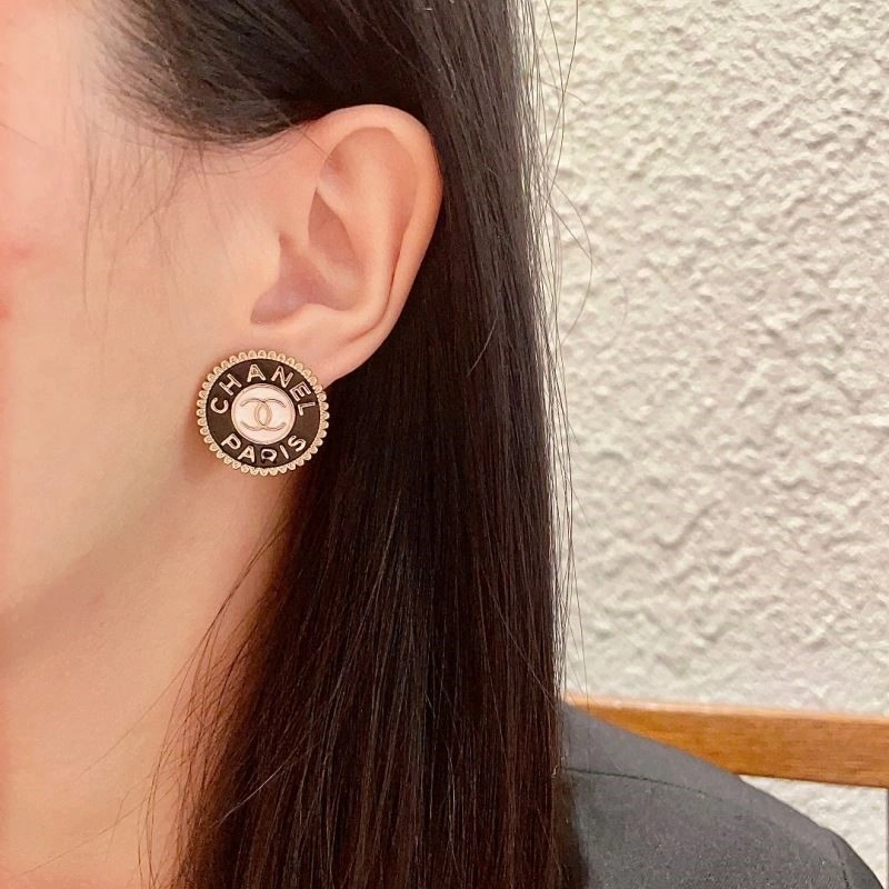 Chanel Earrings Affordable 224925