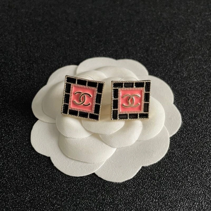 MoistureWicking Chanel Earrings 224920