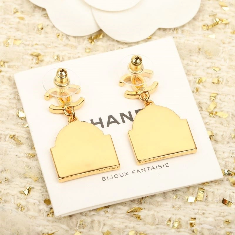Snug Chanel Earrings 224922