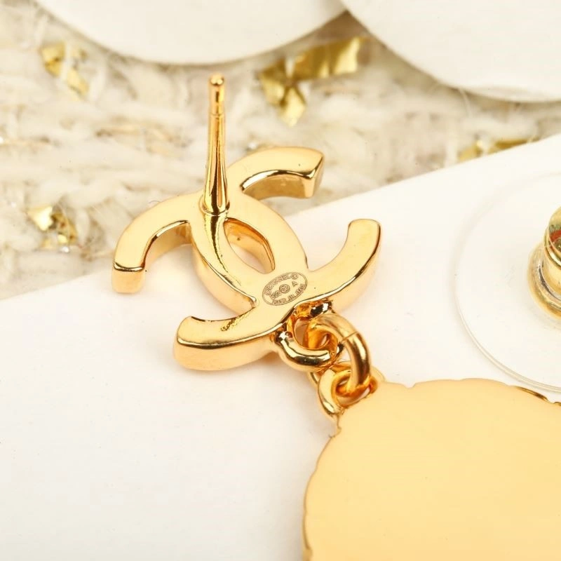 Snug Chanel Earrings 224922