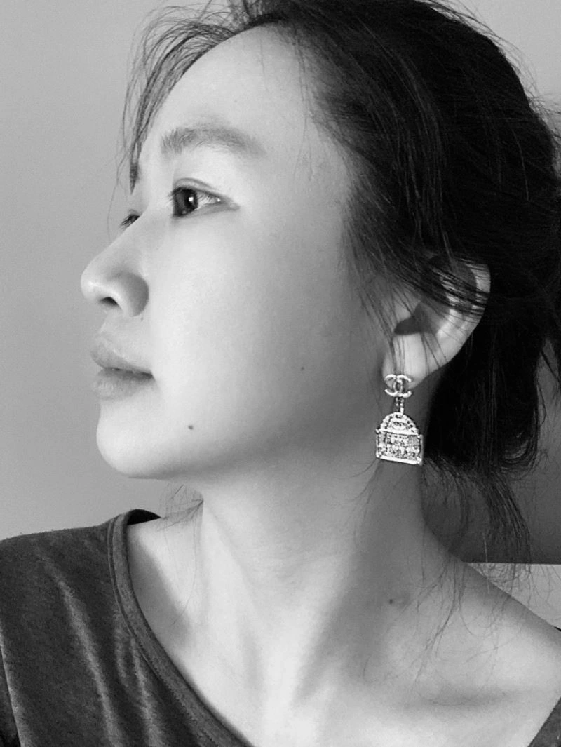 Snug Chanel Earrings 224922