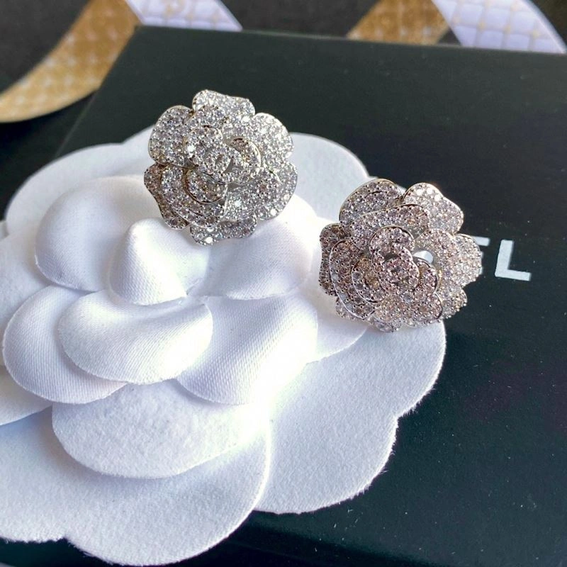 Chanel Earrings Durable 224978