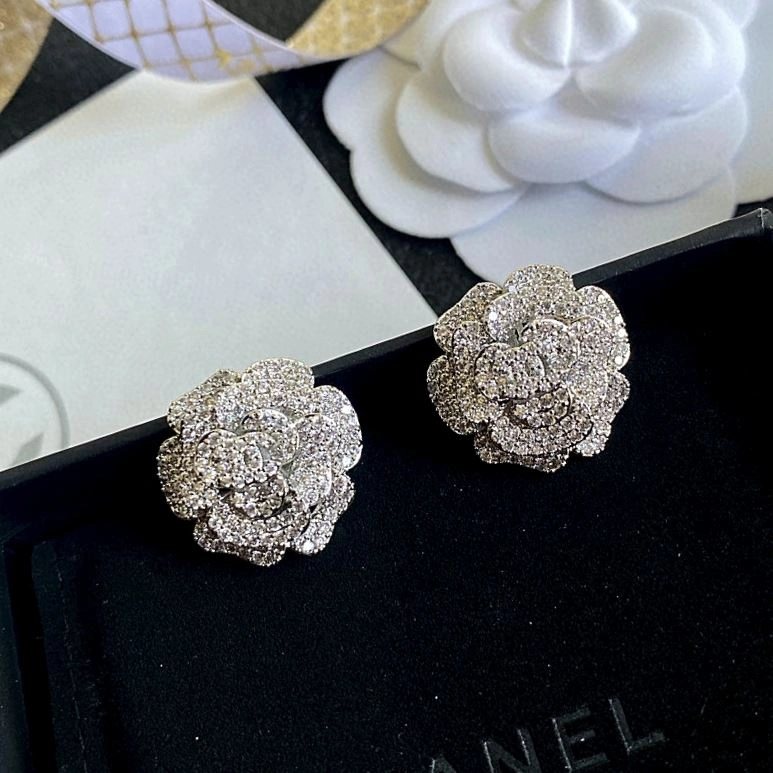 Chanel Earrings Durable 224978