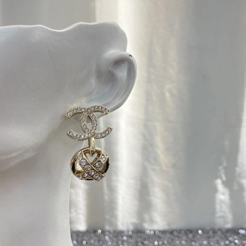 Premium Chanel Earrings 224909