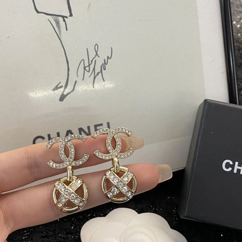 Premium Chanel Earrings 224909