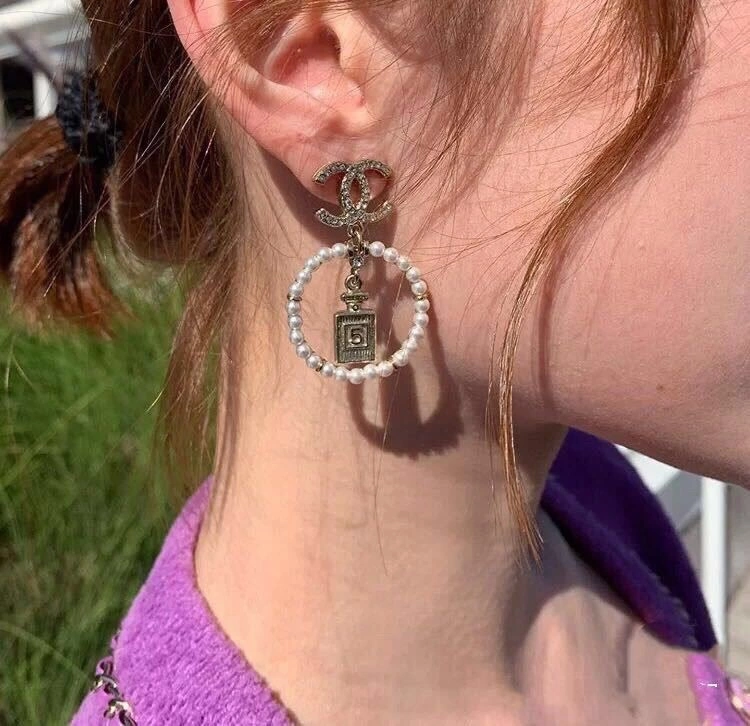Chanel Earrings Bold 224914
