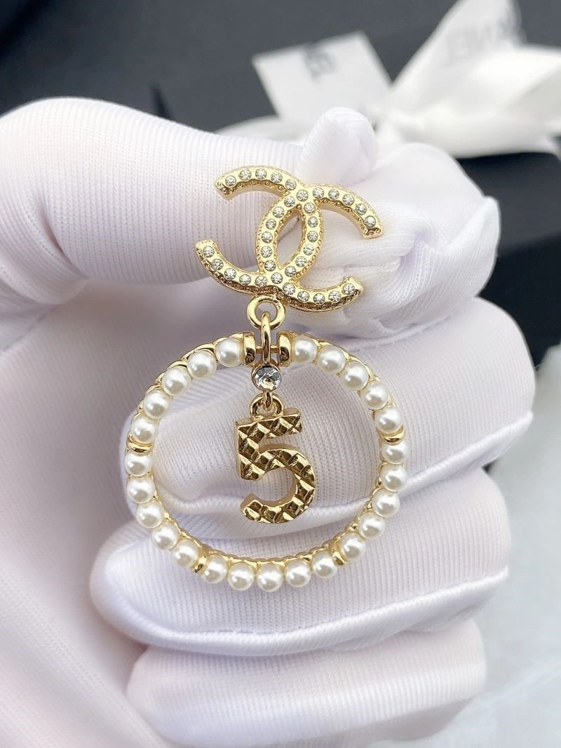 Chanel Earrings Bold 224914