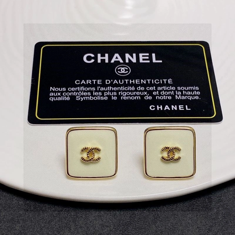Chanel Earrings Resilient 224899