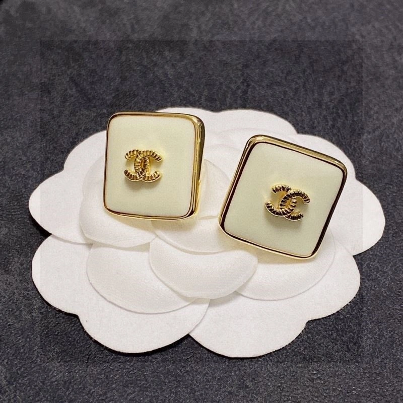 Chanel Earrings Resilient 224899
