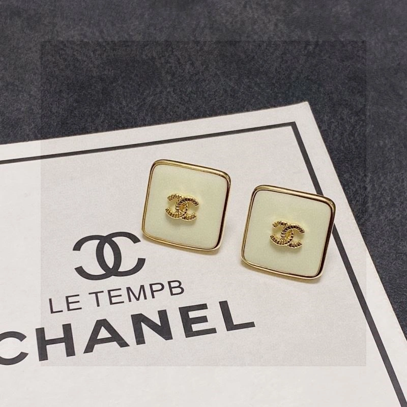 Chanel Earrings Resilient 224899