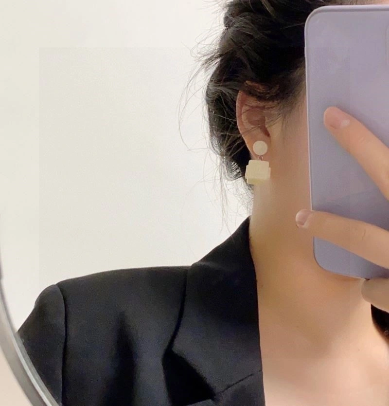 Refined Chanel Earrings 224905