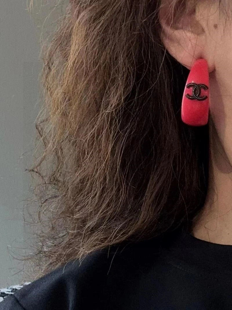 Chanel Earrings Snug 224908