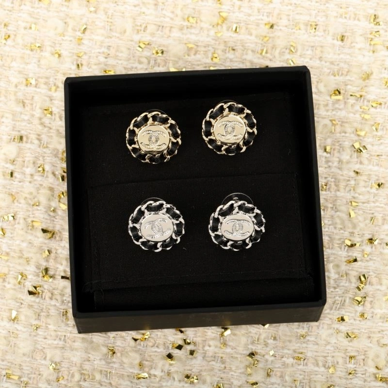 Chanel Earrings Sleek 224897