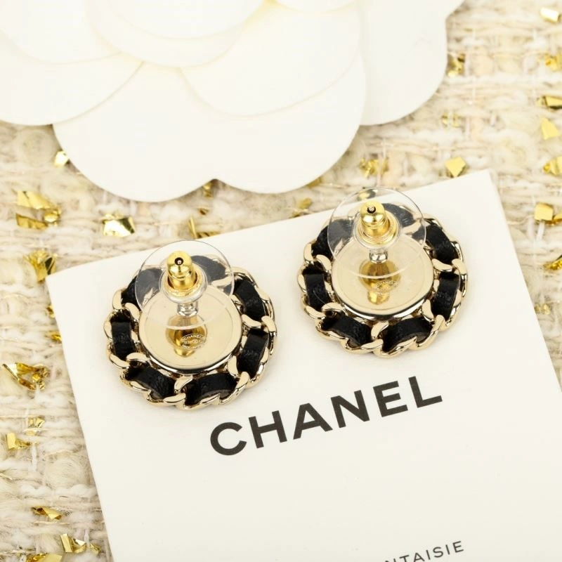 Chanel Earrings Sleek 224897