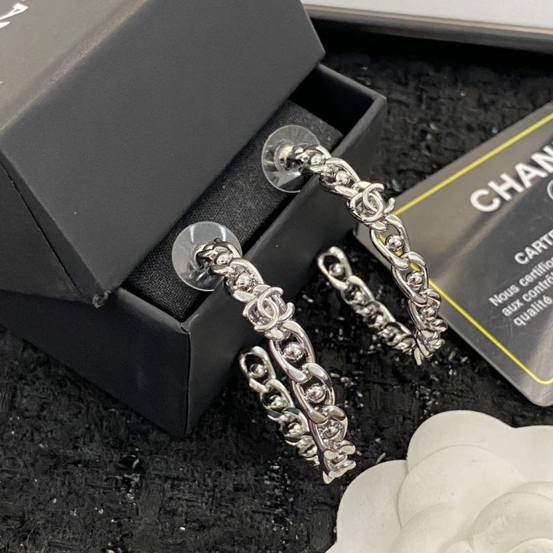 Chanel Earrings Tailored 224904